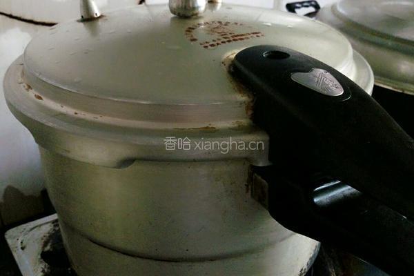 高压锅土豆炖排骨的做法图解13