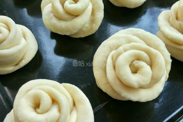花朵甜面包的做法图解9