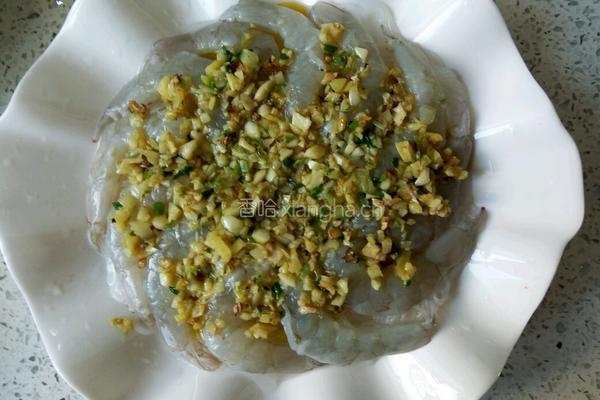 蒜蓉大虾的做法图解8