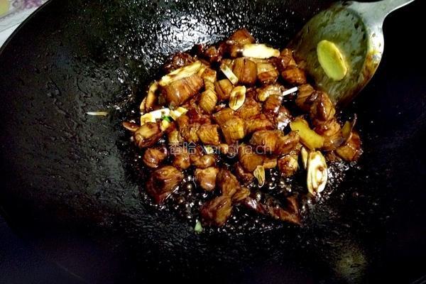土豆红烧肉的做法图解6