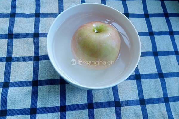 专治宝宝消化不良蒸苹果的做法图解1