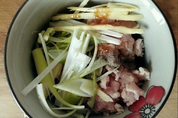 酱香肉末烧茄子的做法图解3