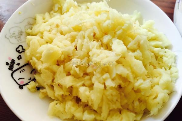 大颗粒香辣牛肉酱的做法图解4