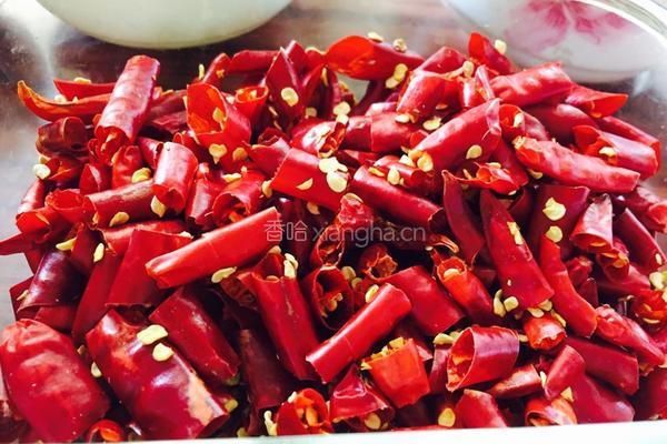大颗粒香辣牛肉酱的做法图解8