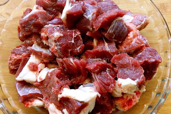 牛肉烧土豆的做法图解3