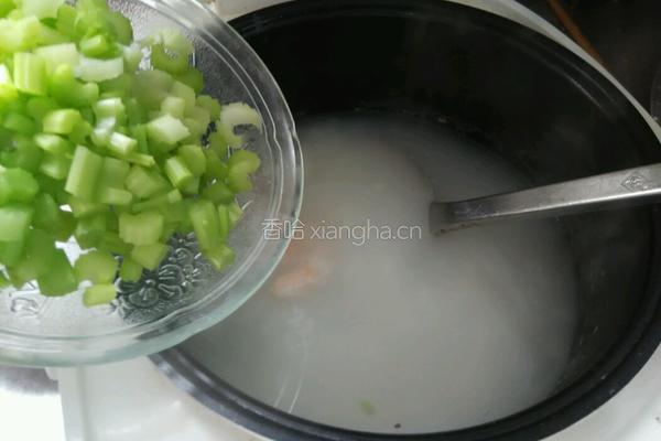 鲜虾芹菜粥的做法图解5