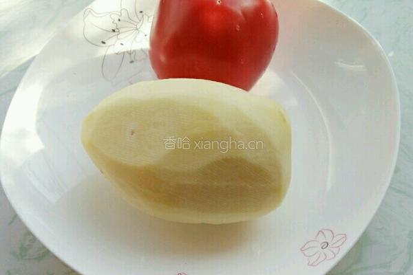 土豆番茄海带汤的做法图解1