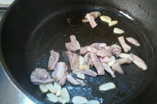 芦笋小炒肉的做法图解3