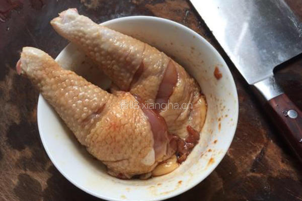 香煎鸡腿肉的做法图解3