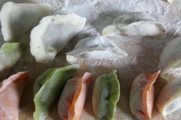 牛肉馅饺子的做法图解7