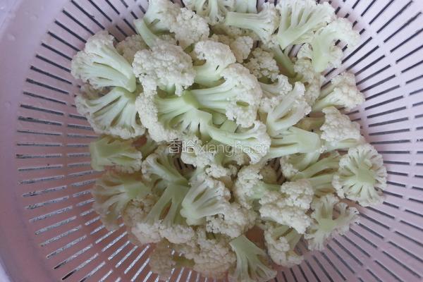 香辣干锅菜花的做法图解1