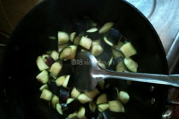 西红柿炒茄子的做法图解4