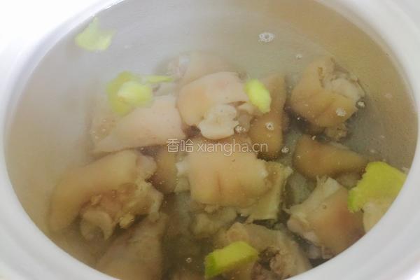 黄豆花生猪蹄煲的做法图解6