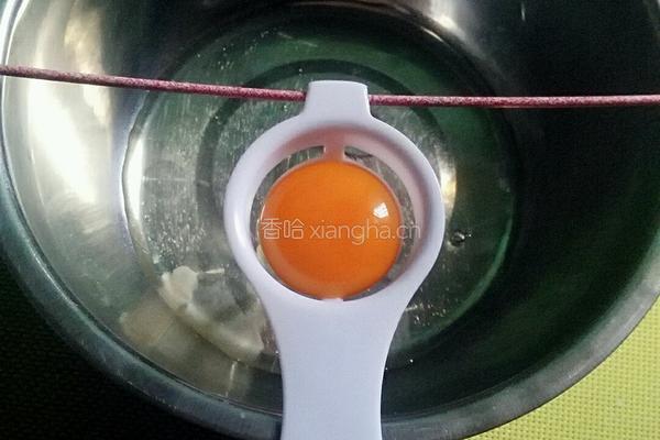 土鸡蛋戚风蛋糕的做法图解2