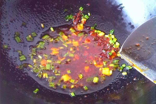 砂锅土豆粉的做法图解3