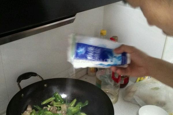 青椒炒肉片的做法图解4