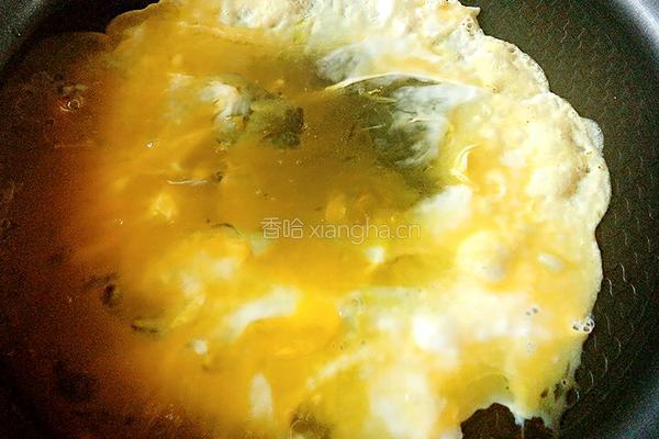 青椒炒鸡蛋火腿片的做法图解5