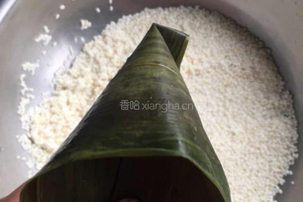 温州灰汤粽的做法图解3