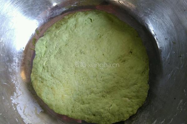 香菇猪肉胡萝卜饺子的做法图解4