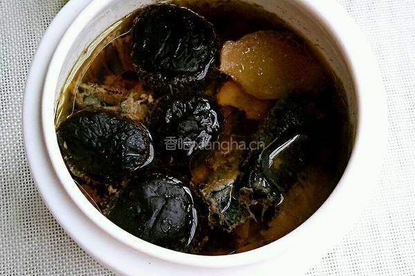 墨鱼香菇炖鸡的做法图解6