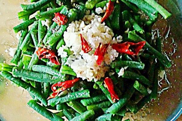 大蒜拌豆角的做法图解4
