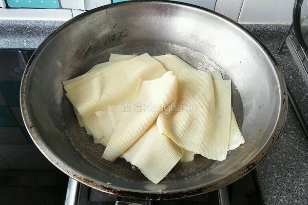 老北京京酱肉丝的做法图解3