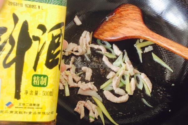 香菇肉片炒油菜的做法图解4