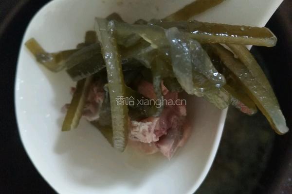 排骨炖海带的做法图解4