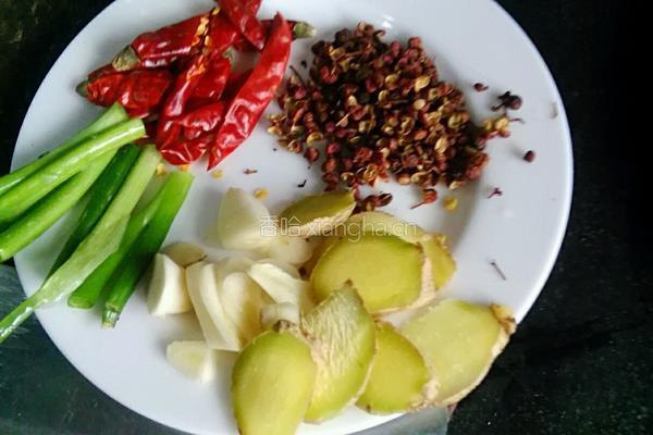 酸菜鱼的做法图解4