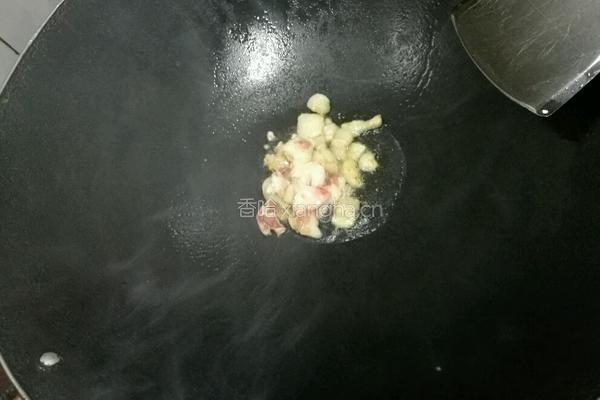 肉末咸鱼茄子煲的做法图解3