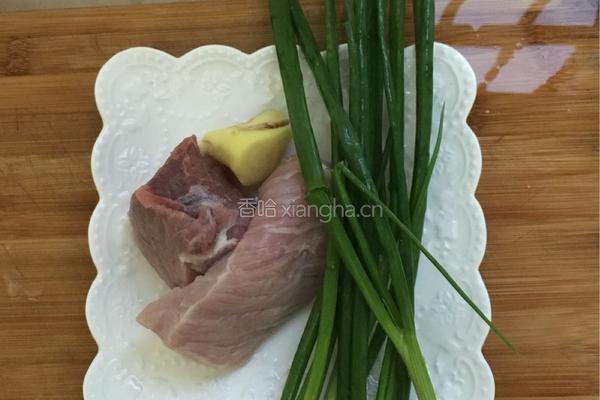 肉圆子的做法图解1