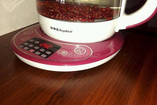薏米红豆汤的做法图解5
