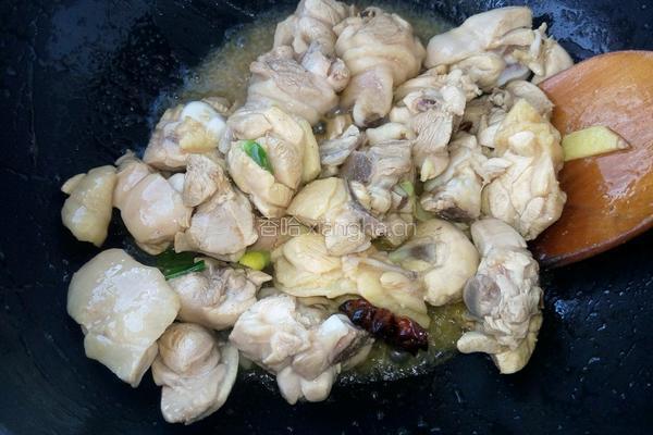 鸡腿炖蘑菇的做法图解7