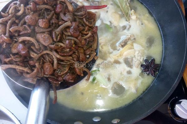 鸡腿炖蘑菇的做法图解9
