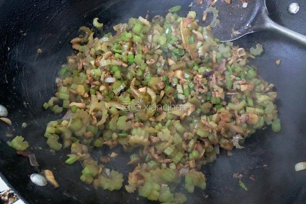 酱香芹菜肉末的做法图解5