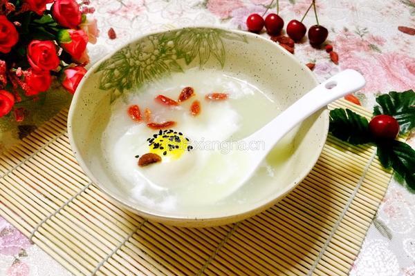 冰糖炖鹅蛋的做法图解4