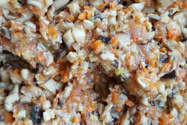 香菇～胡萝卜馅饺子～的做法图解6