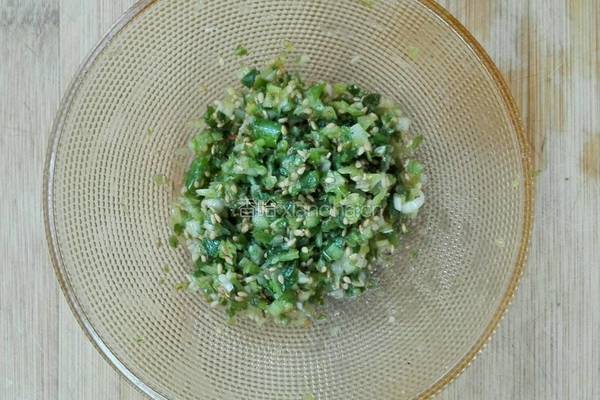手撕葱花饼的做法图解1