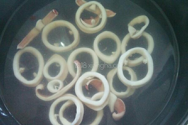 炸鱿鱼的做法图解5