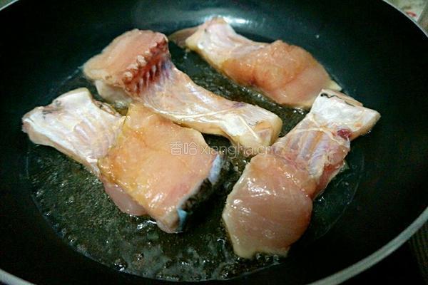 风味红烧鱼块的做法图解5