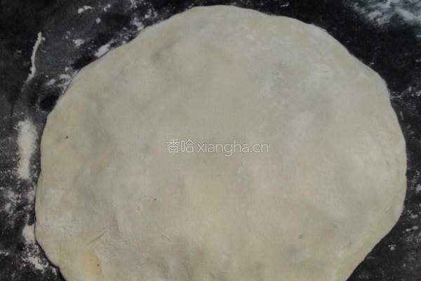发面韭菜盒子的做法图解5