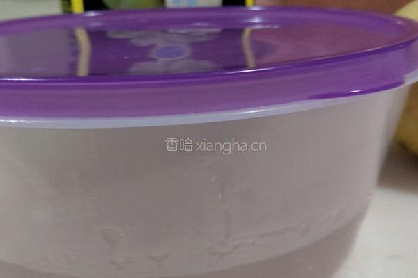 椰汁香芒西米露的做法图解5