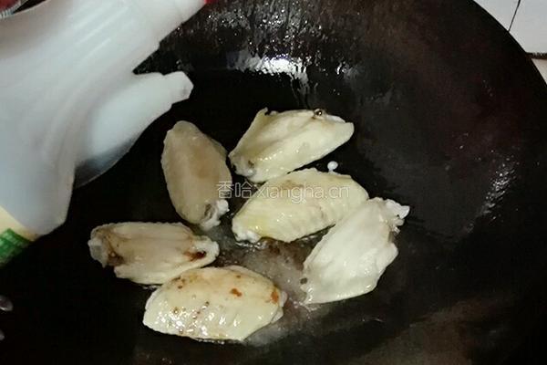 香菇焖鸡翅的做法图解6