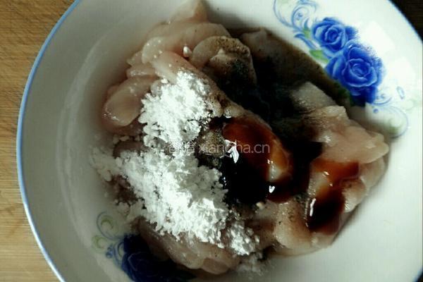 洋葱炒鸡肉的做法图解4