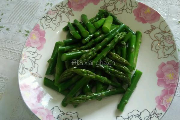 芦笋鲜贝的做法图解3