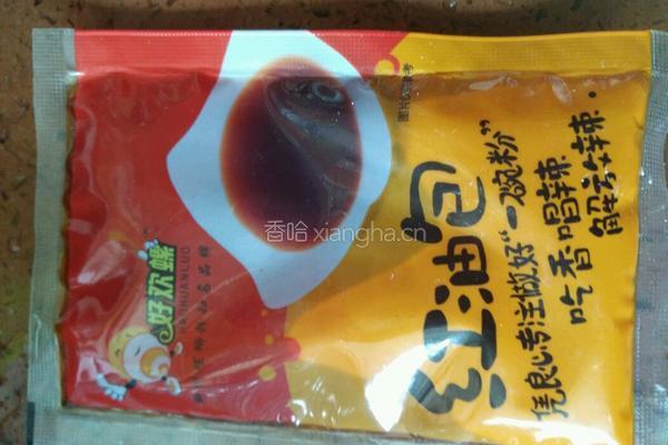 田螺鸭脚煲的做法图解2