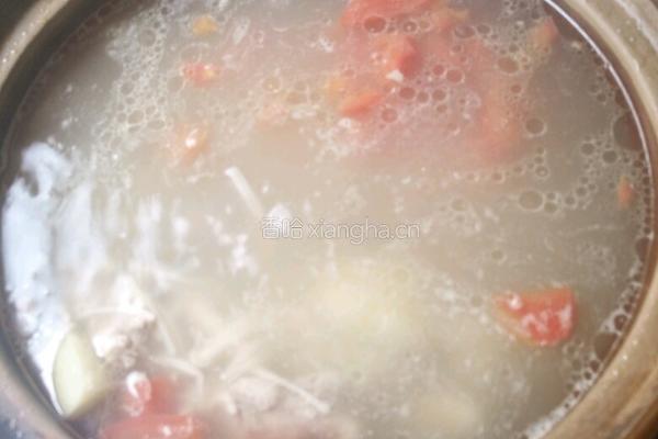 番茄土豆排骨汤的做法图解12