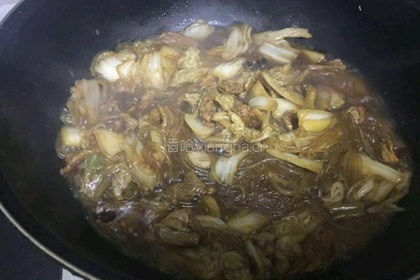猪肉白菜炖粉条的做法图解4