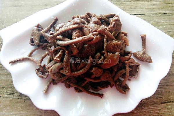 鸡翅炖蘑菇的做法图解3