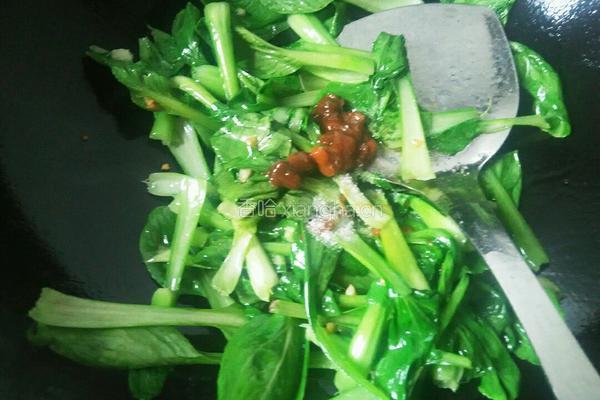蒜蓉炒小油菜的做法图解5